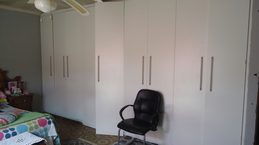 4 Bedroom Property for Sale in Broadlands Park Western Cape